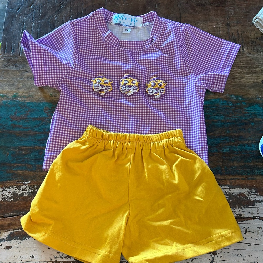 French knot tiger set